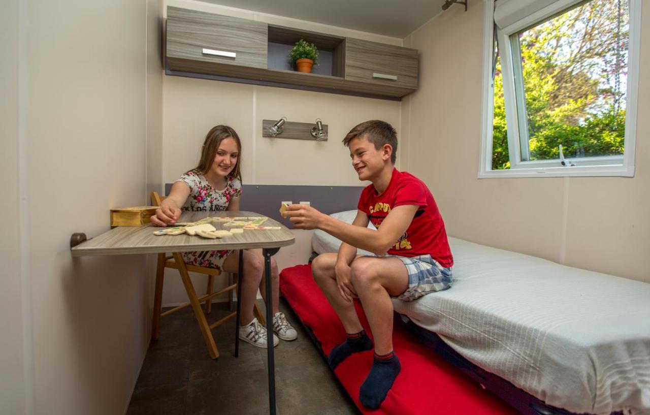 Camping Marina Plage Вітроль Екстер'єр фото